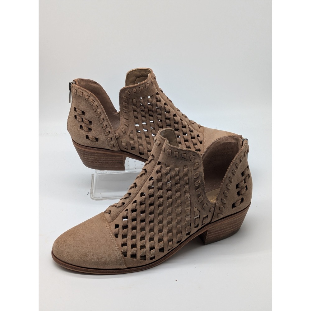 Vince Camuto Women 9.5M Taupe Suede Woven Cutout Ankle Booties Back Zip